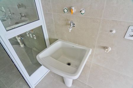 Apartamento à venda com 70m², 2 quartos e 2 vagasÁrea de Serviço