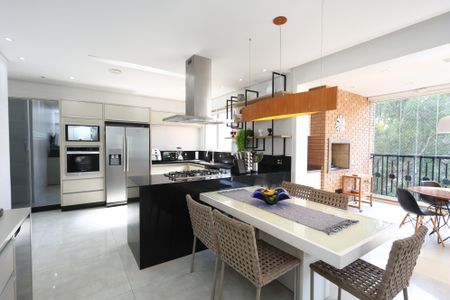 Apartamento à venda com 368m², 4 quartos e 5 vagascopa cozinha