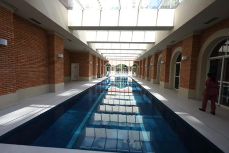 Apartamento à venda com 368m², 4 quartos e 5 vagasÁrea comum - Piscina