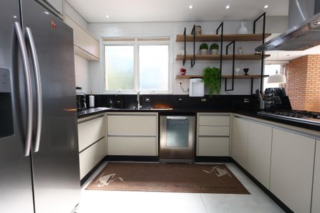 Apartamento à venda com 368m², 4 quartos e 5 vagascozinha