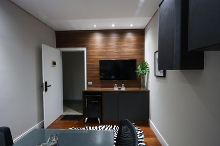 Apartamento à venda com 368m², 4 quartos e 5 vagasEscritório