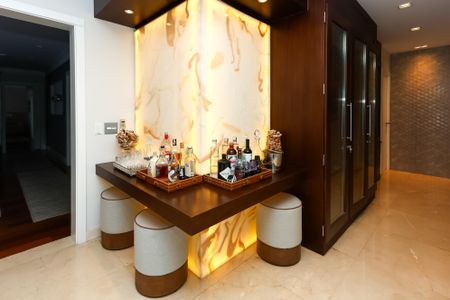 Apartamento à venda com 368m², 4 quartos e 5 vagassala 1