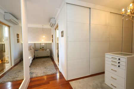 Apartamento à venda com 368m², 4 quartos e 5 vagassuíte 3