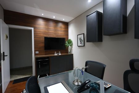 Apartamento à venda com 368m², 4 quartos e 5 vagasEscritório