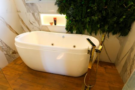 Apartamento à venda com 368m², 4 quartos e 5 vagasBanheiro da Suíte 3