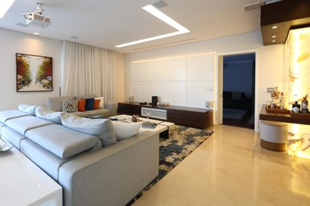 Apartamento à venda com 368m², 4 quartos e 5 vagassala 1