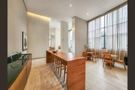 Apartamento à venda com 3 quartos, 152m² em Jardim Prudência, São Paulo