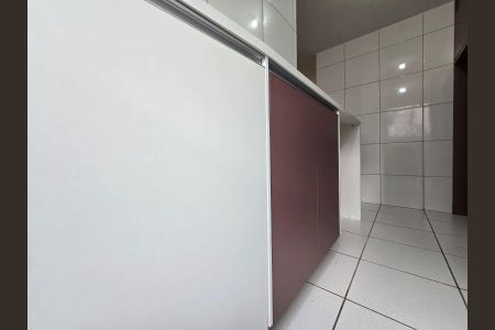 Apartamento para alugar com 48m², 2 quartos e sem vaga Apartamento para alugar com 48m², 2 quartos e sem vagaCozinha e Área de Serviço