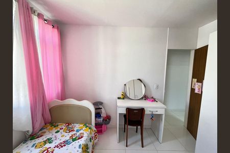 Apartamento à venda com 3 quartos, 70m² em Estoril, Belo Horizonte