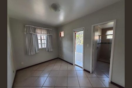 Casa à venda com 3 quartos, 110m² em Matapaca, Niterói