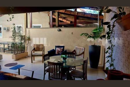 Casa de Condomínio à venda com 2 quartos, 74m² em Pechincha, Rio de Janeiro