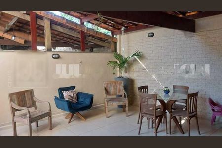 Casa de Condomínio à venda com 2 quartos, 74m² em Pechincha, Rio de Janeiro