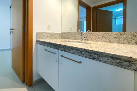 Apartamento para alugar com 40m², 1 quarto e 1 vaga Apartamento para alugar com 40m², 1 quarto e 1 vagaBanheiro