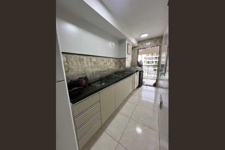 Apartamento à venda com 68m², 2 quartos e 1 vaga