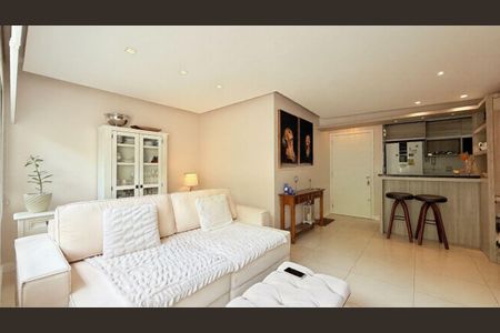 Sala de apartamento para alugar com 3 quartos, 85m² em Petrópolis, Porto Alegre