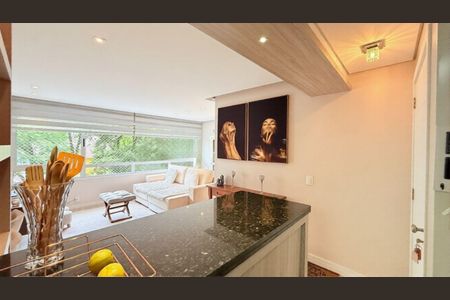 Cozinha de apartamento para alugar com 3 quartos, 85m² em Petrópolis, Porto Alegre