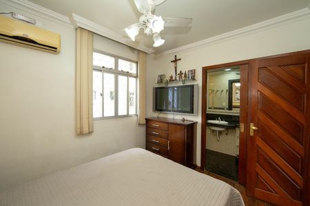 Apartamento à venda com 93m², 3 quartos e 1 vagaQUARTO2