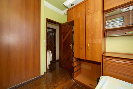 Apartamento à venda com 93m², 3 quartos e 1 vagaQUARTO3