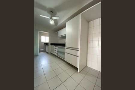 Apartamento à venda com 3 quartos, 233m² em Cidade São Francisco, São Paulo