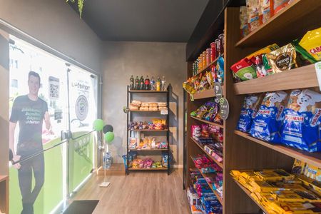 Apartamento para alugar com 56m², 2 quartos e 1 vaga Apartamento para alugar com 56m², 2 quartos e 1 vagaMercado