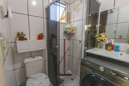 Apartamento à venda com 46m², 2 quartos e 1 vaga Apartamento à venda com 46m², 2 quartos e 1 vagaBanheiro