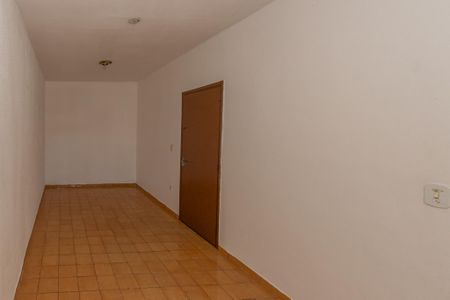 Casa para alugar com 100m², 2 quartos e 4 vagas Casa para alugar com 100m², 2 quartos e 4 vagasQuarto 1