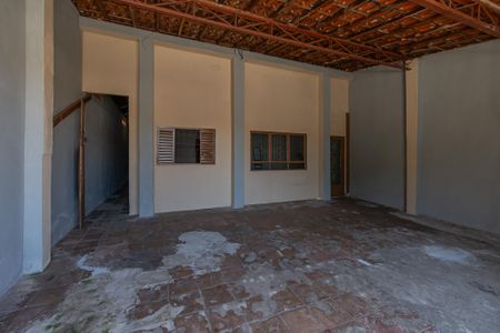 Casa para alugar com 100m², 2 quartos e 4 vagas Casa para alugar com 100m², 2 quartos e 4 vagasGaragem