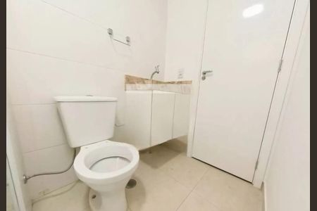 Apartamento à venda com 2 quartos, 34m² em Vila Palmeiras, São Paulo