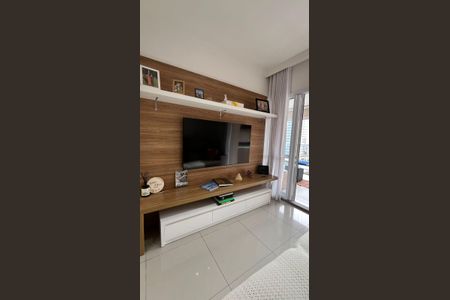 Apartamento à venda com 70m², 2 quartos e 1 vaga Apartamento à venda com 70m², 2 quartos e 1 vagaSala
