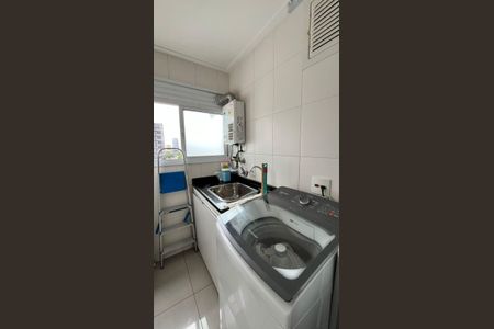 Apartamento à venda com 70m², 2 quartos e 1 vaga Apartamento à venda com 70m², 2 quartos e 1 vagaÁrea de serviço