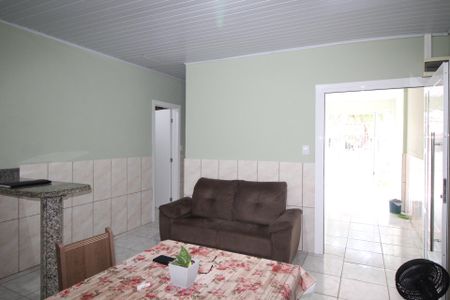 Casa à venda com 66m², 2 quartos e sem vagaSala