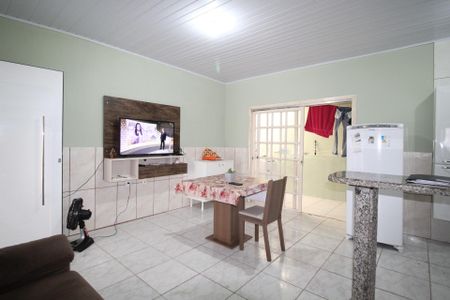 Sala de casa à venda com 2 quartos, 66m² em Farrapos, Porto Alegre