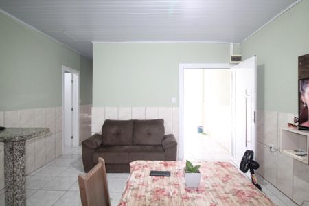 Casa à venda com 66m², 2 quartos e sem vagaSala