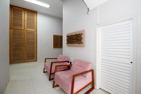 Apartamento à venda com 81m², 2 quartos e 1 vagaHall Social