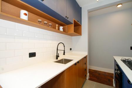 Apartamento à venda com 81m², 2 quartos e 1 vaga Apartamento à venda com 81m², 2 quartos e 1 vagaCozinha