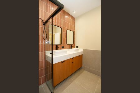 Apartamento à venda com 81m², 2 quartos e 1 vagaBanheiro da Suíte