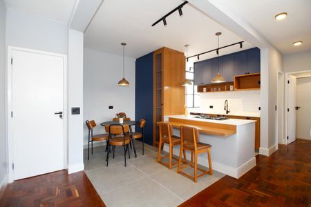 Sala  de apartamento à venda com 2 quartos, 81m² em Pinheiros, São Paulo