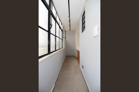 Apartamento à venda com 81m², 2 quartos e 1 vaga Apartamento à venda com 81m², 2 quartos e 1 vagaÁrea de Serviço