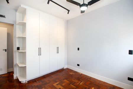 Apartamento à venda com 81m², 2 quartos e 1 vaga Apartamento à venda com 81m², 2 quartos e 1 vagaSuíte