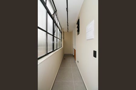 Apartamento à venda com 81m², 2 quartos e 1 vagaÁrea de Serviço