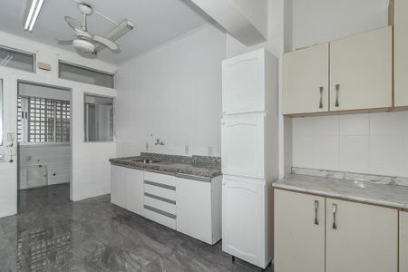 Apartamento à venda com 103m², 3 quartos e sem vagaCozinha