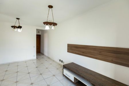 Apartamento para alugar com 70m², 3 quartos e 2 vagasSala