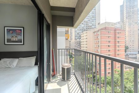 Studio para alugar com 22m², 1 quarto e sem vaga Studio para alugar com 22m², 1 quarto e sem vagaSacada
