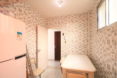 Apartamento para alugar com 68m², 2 quartos e 1 vaga Apartamento para alugar com 68m², 2 quartos e 1 vagaCozinha