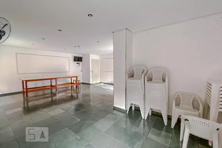 Apartamento para alugar com 57m², 2 quartos e 1 vaga Apartamento para alugar com 57m², 2 quartos e 1 vagaÁrea comum - Salão de festas