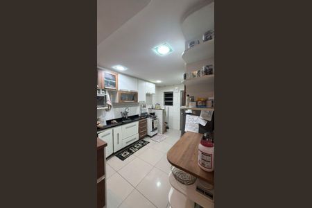 Apartamento à venda com 100m², 3 quartos e 1 vaga Apartamento à venda com 100m², 3 quartos e 1 vagaCozinha