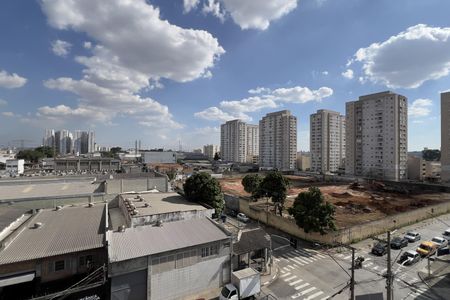 Vista do Quarto 1 de apartamento para alugar com 2 quartos, 47m² em Vila das Bandeiras, Guarulhos