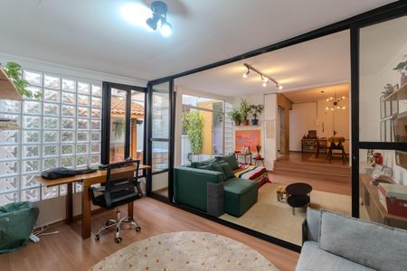 Apartamento à venda com 107m², 2 quartos e sem vagaSala