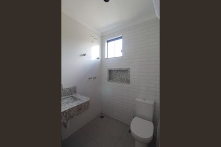 Casa à venda com 163m², 3 quartos e 2 vagasBanheiro Social