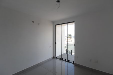 Casa à venda com 163m², 3 quartos e 2 vagasSuite